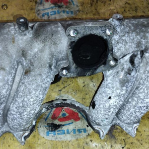 Коллектор впускной Nissan LD20-T Largo C22