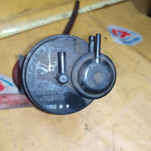 Фильтр паров топлива Honda 80B57Q Ascot/Rafaga CE4 G25A 3 ТРУБКИ СВЕРХУ + 2 СНИЗУ