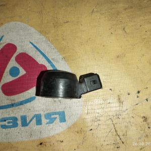 Датчик детонации Subaru EJ201/EJ254 Forester SF5/BH9 2 контакта квадратный разъём ( на проводе 1 конт. ) 22060-AA070