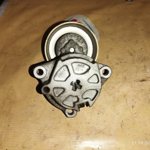 Натяжитель ремня генератора Nissan VK45 Fuga Y50 11955AR00B