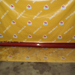 Накладка на порог TOYOTA Wish ZGE20 R 76901-6805