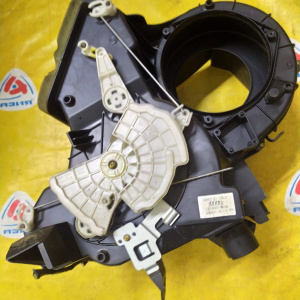 Корпус печки Mazda SK82 Bongo (Голый) S48C61130J