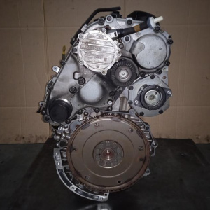 Двигатель Volvo XC90 B6324S-10120707515 3.2L R6 БЕЗ НАВЕСНОГО Япония 121 т.км 8251977 CZ/CT '2008