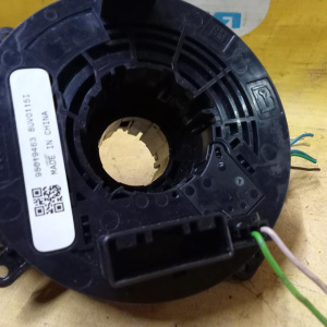 Шлейф подрулевой Chevrolet T300 Aveo '2011- с датчиком угла поворотов 25849366 (обрезан провод Airbag) 95019463