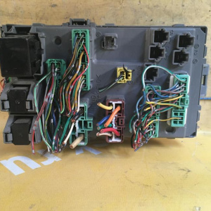 Блок предохранителей HONDA Avancier TA1 R 38800-S2X-003