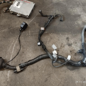 Коса ДВС Toyota 1KZ-TE Granvia KCH10-0022241 2WD a/t 30-40LE 5 конт. тнвд -67100 + компьютер 89661-26680 ( эл. заслонка ) 82121-26732