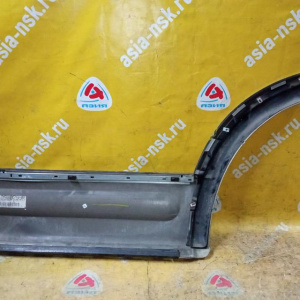 Накладка на дверь Ford Explorer 3 U152/UN152 '2001-2005 зад, прав 4L24-78254A76-AAW