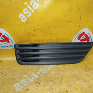 Заглушка в бампер Ford Focus 2 CAP/DA3 '2004-2008 R F 4M51-19952-BE