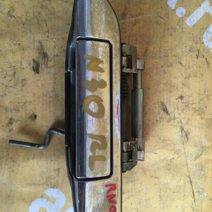 Ручка двери Nissan R'nessa N30 зад, лев