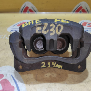 Суппорт Subaru BHE/BH5/BE5 EZ30D/EJ206 перед, лев 26292AE130 2 поршня 4317 под диск 294мм. Legacy