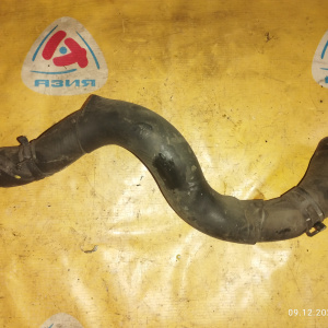 Патрубок  радиатора Mitsubishi MB890473 Libero CD8W 4D68-T низ