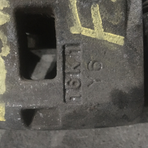 Суппорт Mazda BJ5P/BJ5W Familia перед, лев 5шп. 16K1