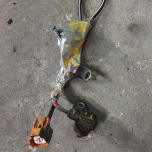 Датчик ABS Honda Avancier TA1/TA2/TA3/TA4 зад, прав