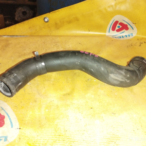 Патрубок  радиатора Mitsubishi MR529312 Airtrek CU2W 4G63/4G64 верх SOHC