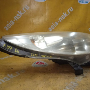 Фара Peugeot 207 A7/WC '2009-2013 прав RHD галоген 89900873 (деф. низ.крепл.) 620697
