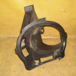 Заглушка в бампер Toyota Porte NNP11 R тум.42-34 52125-52020