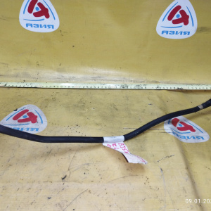 Шланг топливный Mazda ZL01-13-49YF Familia BJ5W ZL-DE 2WD ОБРАТКА соединение топливопровода между двс и кузовом