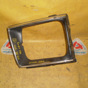 Очки под фару Toyota Hilux Surf LN130 53132-89117 L габ.35-30 Дефект крепления