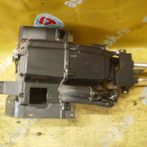 Корпус печки Mazda SK82 Bongo +радиатор конд. S48C61520C