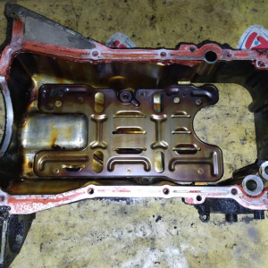 Поддон ДВС Nissan VQ30DE Cedric/Gloria HY33 1111031U21