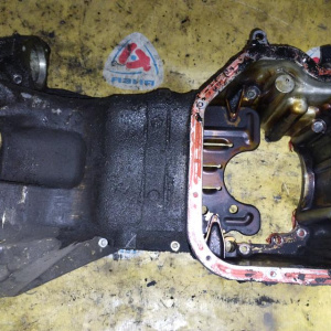 Поддон ДВС Nissan VQ30DE Cedric/Gloria HY33 1111031U21