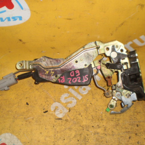 Замок двери Toyota ST202 Carina ED 4 контакта зад, лев