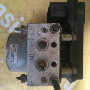 Блок ABS Mazda GF8P Capella '1997-1999 GE7E437AO