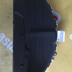 Панель приборов TOYOTA Harrier MCU15 83800-48040