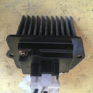 Реостат печки Mazda Familia/Capella/Premacy/Millenia BJ5P/GWEW/CP8W/TAFP KJ180B26R