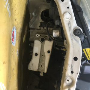 Ноускат Toyota Harrier MCU15 +бачок омыв.+абсорбер ф.48-16