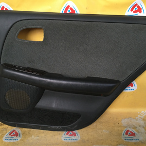 Обшивка двери Toyota Chaser GX90 зад, прав