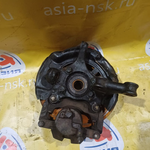 Ступица Toyota ACA30 RAV4 перед, лев ABS 63-28 30ШЛИЦОВ