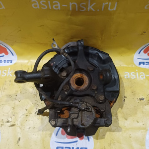 Ступица Toyota ACA30 RAV4 перед, прав ABS  63-28 30ШЛИЦОВ