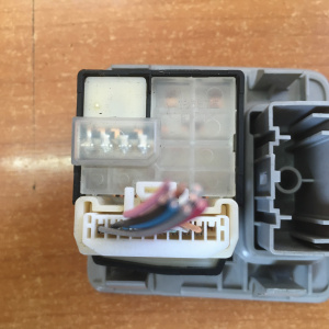 Кнопка регулировки зеркал Toyota 55422-48050 Harrier GSU30