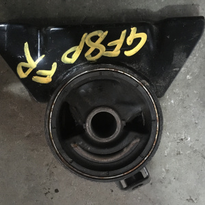 Подушка двигателя Mazda FP/FS Capella GF8P/GW8W 2WD a/t перед, прав