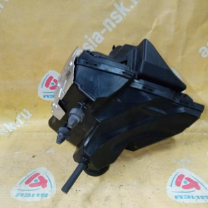 Корпус воздушного фильтра Audi A4 B8/8K2/8T3/8RB CDHB/CDNC 1.8-2.0 TFSI (дефект крепления) 8K0133837BJ '2007-