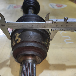 Привод NISSAN PJ31 Teana VQ35DE перед, прав 2WD CVT Дефект внутренего пыльника.