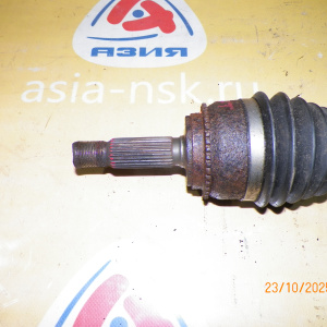 Привод Mitsubishi CU2W Airtrek 4G63 перед, лев 4WD ABS 25 наруж23 внут. Дефект резьбы.