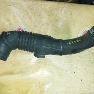 Гофра впускного коллектора Toyota 1KZ Hiace Regius KCH40/KCH46 резиновая 17881-67080