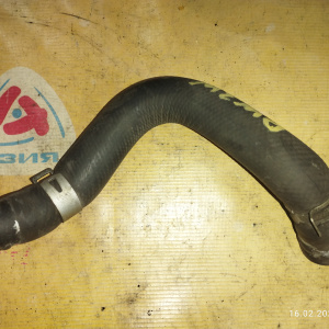 Патрубок  радиатора Mazda B5C715185 Demio DW3W B3/B5 R F низ