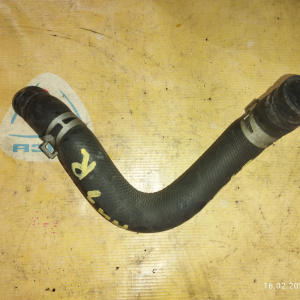 Патрубок  радиатора Mazda B5C715185 Demio DW3W B3/B5 R F низ