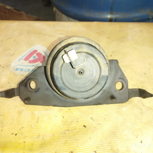 Подушка двигателя Toyota 1VD-FTV Land Cruiser VDJ200 перед перед, лев 090717 / P00027