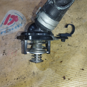 Корпус термостата Honda 19301-RAF-003/19301-RAF-004 Accord CL7/RR2/RB1/RD7 K20A/K24A крышка