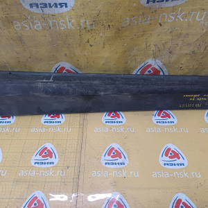 Накладка на дверь Mazda CX-5 KE2AW Дефект перед, лев KD5351RB1