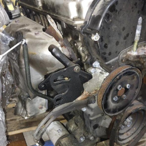 Двигатель Mitsubishi 4G63-TA6992 2WD/4WD SOHC 16VALVE трамблер без навесного RVR N13W