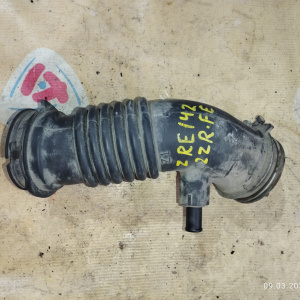 Гофра впускного коллектора Toyota 1ZR-FE/2ZR-FE Corolla ZRE152 резиновая 17881-22160