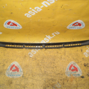 Решетка вентиляционная Toyota Corolla ZRE150 55981-12110