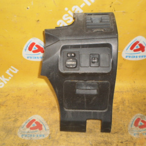 Консоль торпедо нижняя Toyota Corolla ZRE150 (в сборе) перед, прав 55480-12020