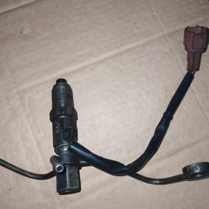 Форсунка NISSAN QD32/TD27 1го цилиндра электрическая