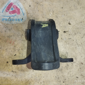 Подушка двигателя Honda R20A Accord CU1/CW1 зад. R